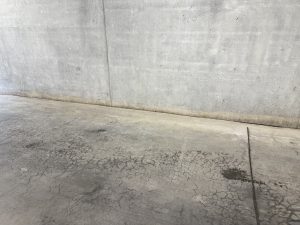 Efter laserrensning af cementvæg